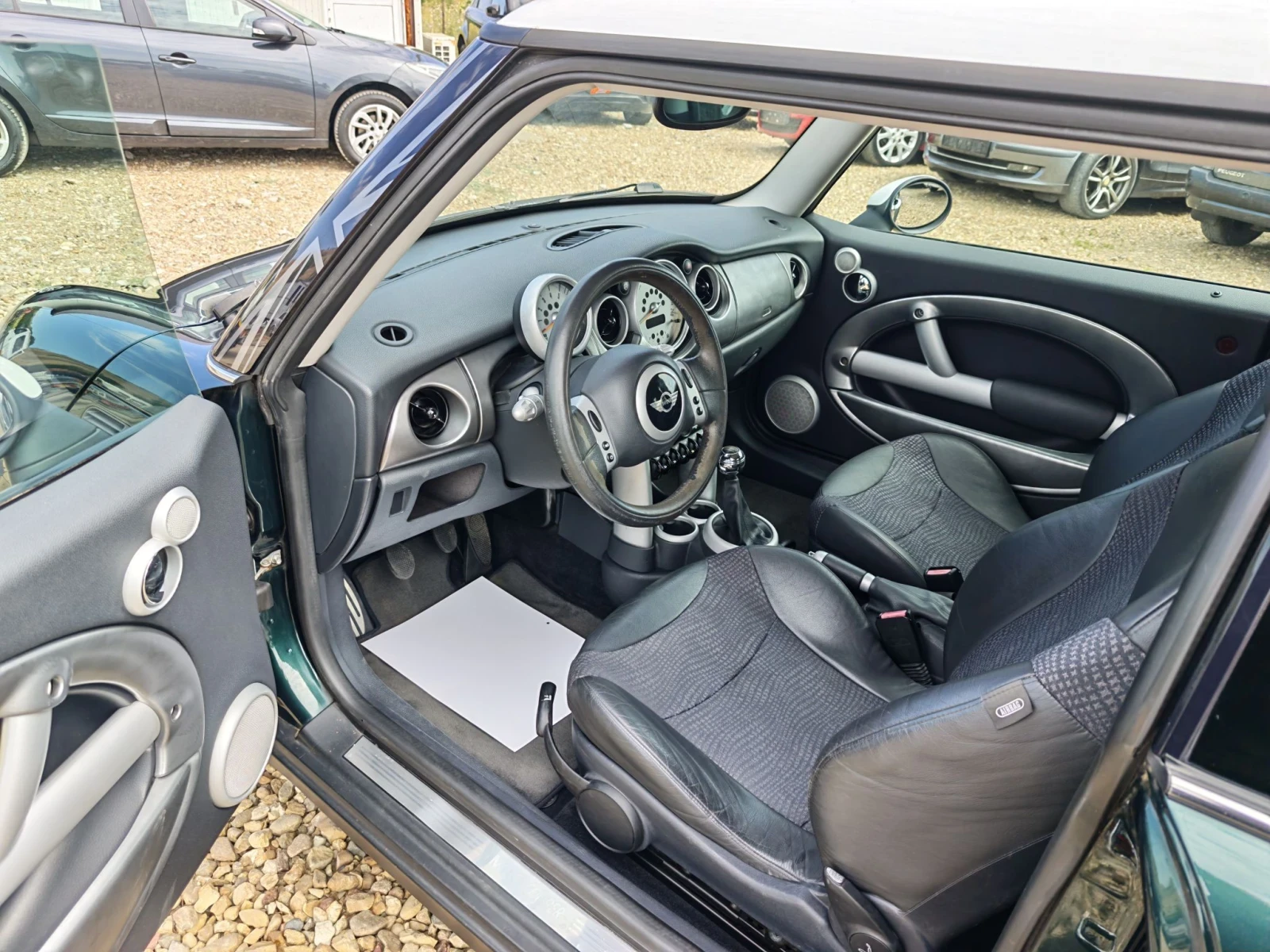 Mini Cooper 1.6i 90к. Full!! Топ!!!, снимка 8 - Автомобили и джипове - 55675372