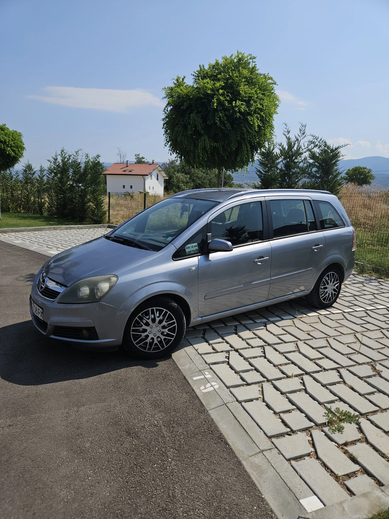 Opel Zafira 1.8, снимка 2 - Автомобили и джипове - 55811876