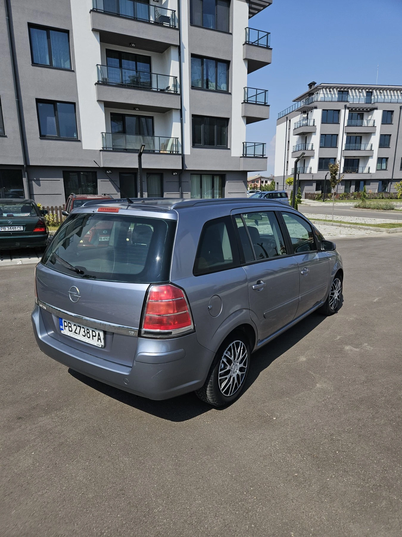 Opel Zafira 1.8, снимка 3 - Автомобили и джипове - 55811876