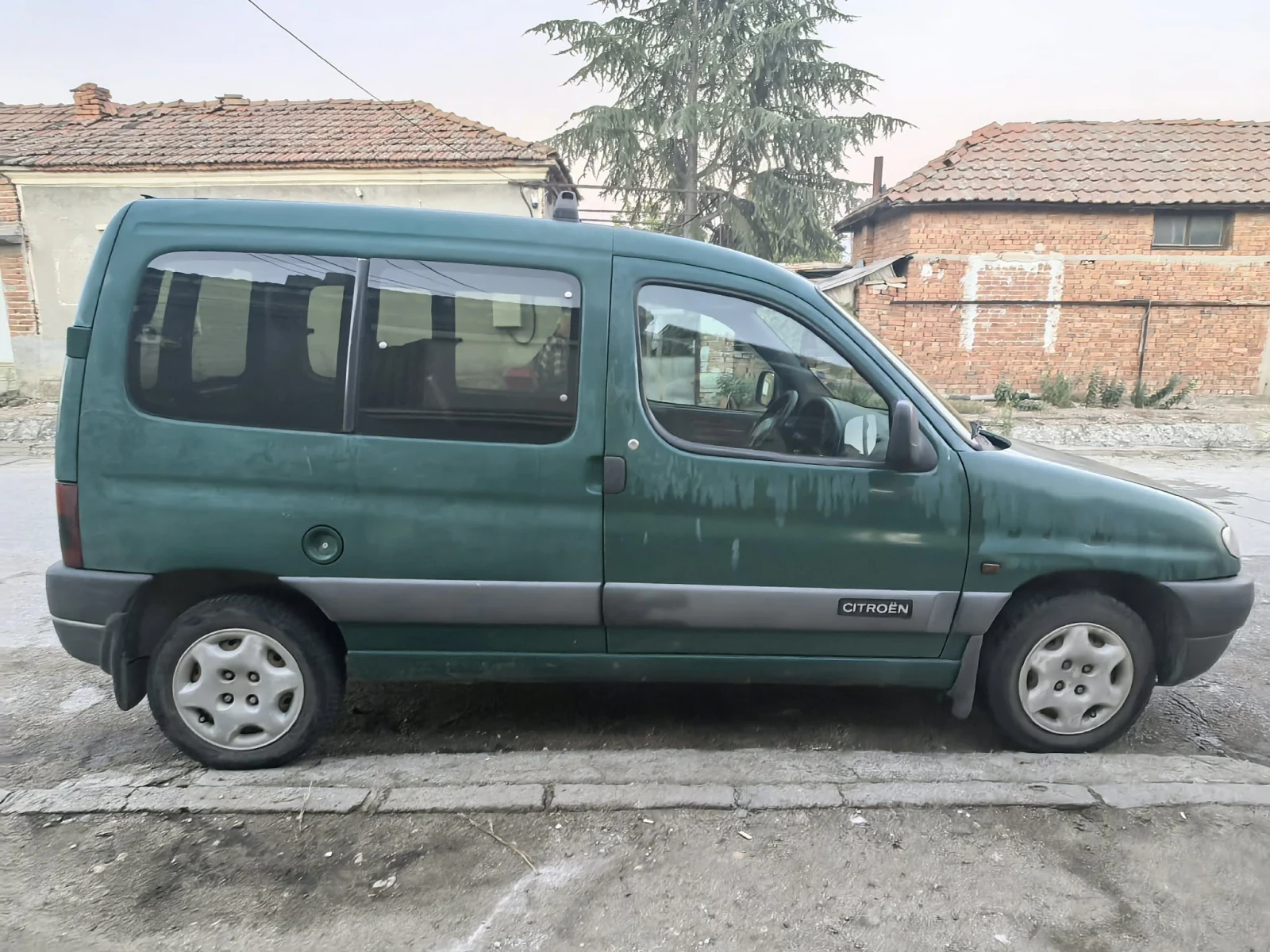 Citroen Berlingo, снимка 2 - Автомобили и джипове - 56140250