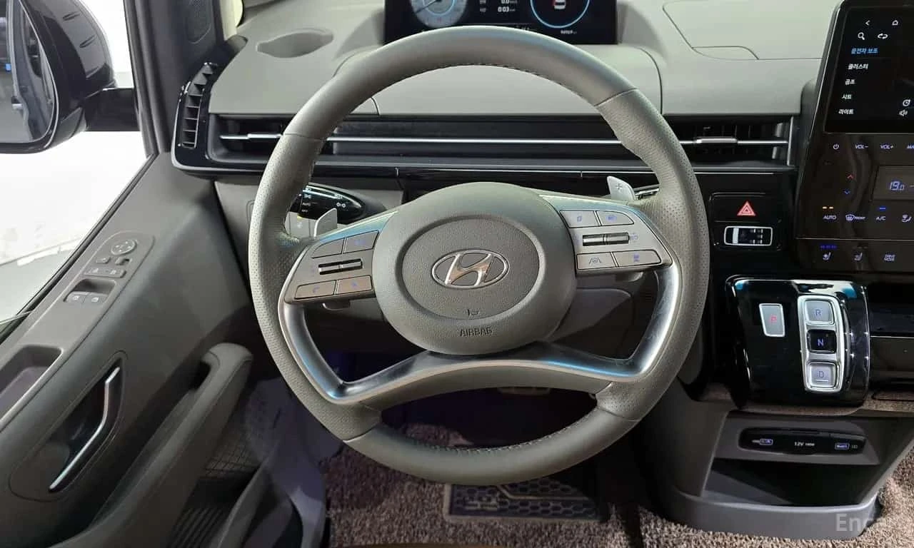 Hyundai Staria Lounge 7 Seater/�������/���������/����������� | Mobile.bg � ����������� 14