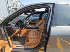 Porsche Cayenne S* PDK* ПОДГРЕВ* ОБДУХВАНЕ* 360КАМЕРА* ПАНОРАМА* , снимка 11