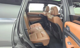 Jeep Grand cherokee 3.6* V6* 8ZF* OVERLAND* ДИСТРОНИК* ОБДУХВАНЕ* КАМЕ, снимка 14