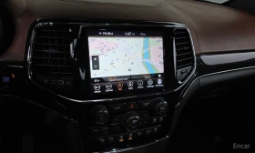 Jeep Grand cherokee 3.6* V6* 8ZF* OVERLAND* ДИСТРОНИК* ОБДУХВАНЕ* КАМЕ, снимка 9