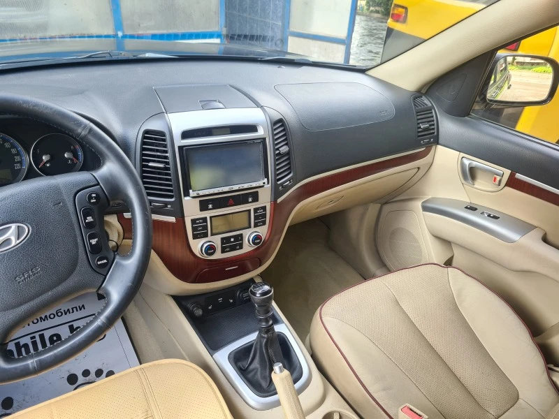 Hyundai Santa fe 2.2CRDI Кожа 4х4, снимка 10 - Автомобили и джипове - 41645914