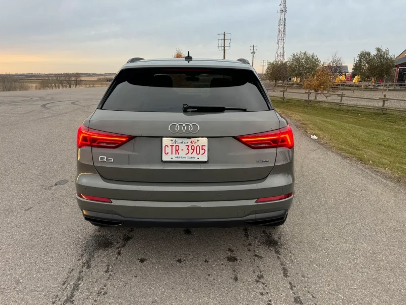 Audi Q3 45 TFSI, S line, снимка 8 - Автомобили и джипове - 48561960