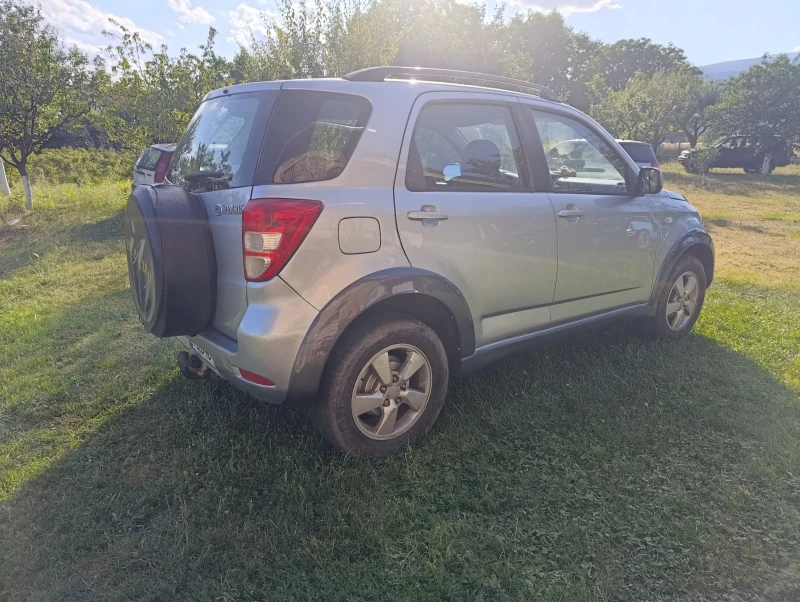 Daihatsu Terios, снимка 5 - Автомобили и джипове - 52976726