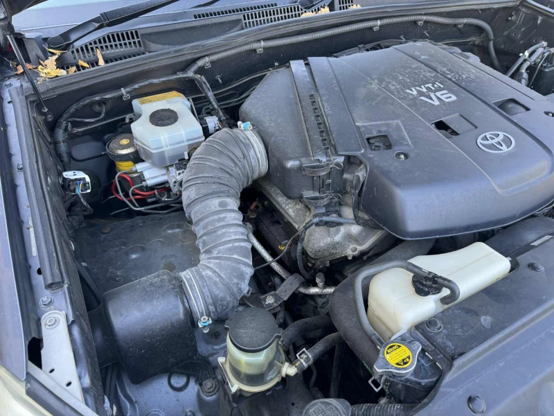 Toyota Land cruiser 4.0, снимка 8 - Автомобили и джипове - 51776384