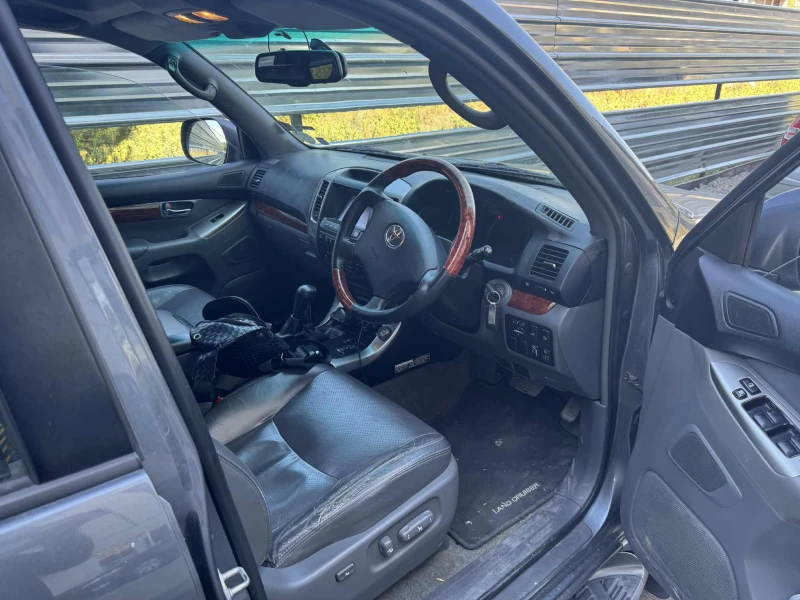 Toyota Land cruiser 4.0, снимка 5 - Автомобили и джипове - 51776384