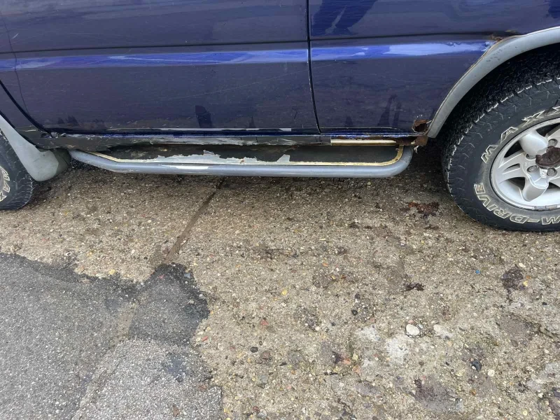 Nissan Terrano, снимка 4 - Автомобили и джипове - 52353379