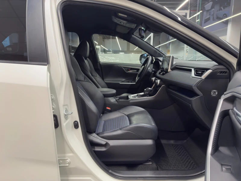Toyota Rav4 Hybrid STYLE AWD, снимка 16 - Автомобили и джипове - 52660863