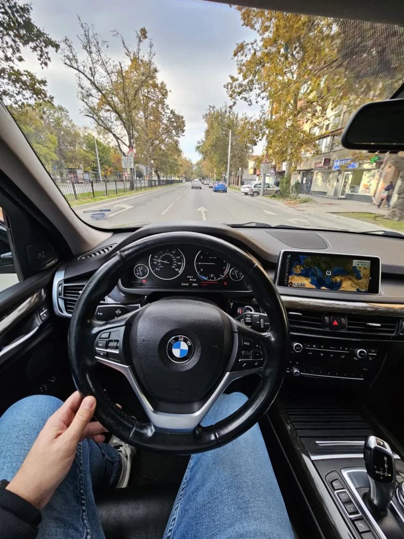 BMW X5 F15 3.5i Xdrive, снимка 16 - Автомобили и джипове - 53257495