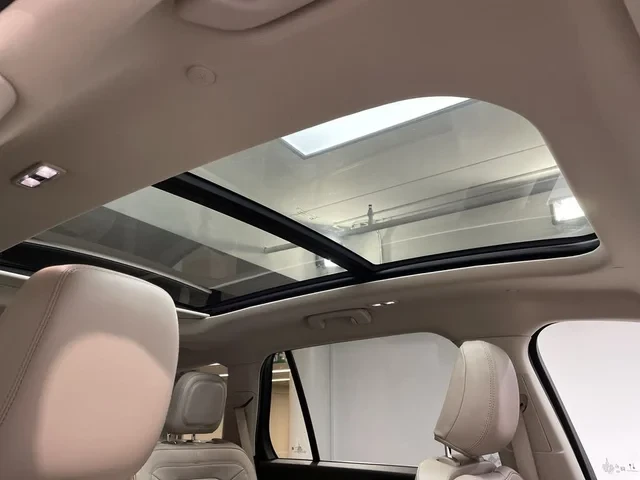 Lincoln Aviator Grand Touring AWD* АвтоКредит* (ЦЕНА ДО БГ), снимка 15 - Автомобили и джипове - 53625417