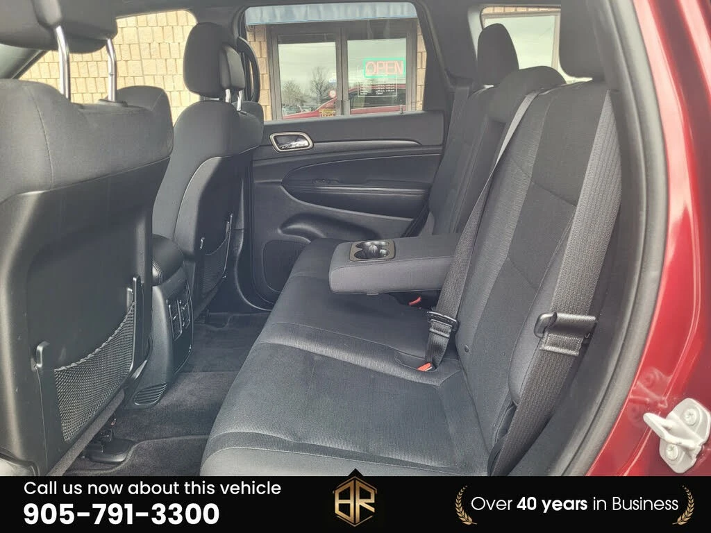 Jeep Grand cherokee Laredo 4WD* АвтоКредит* (ЦЕНА ДО БГ), снимка 17 - Автомобили и джипове - 54070973