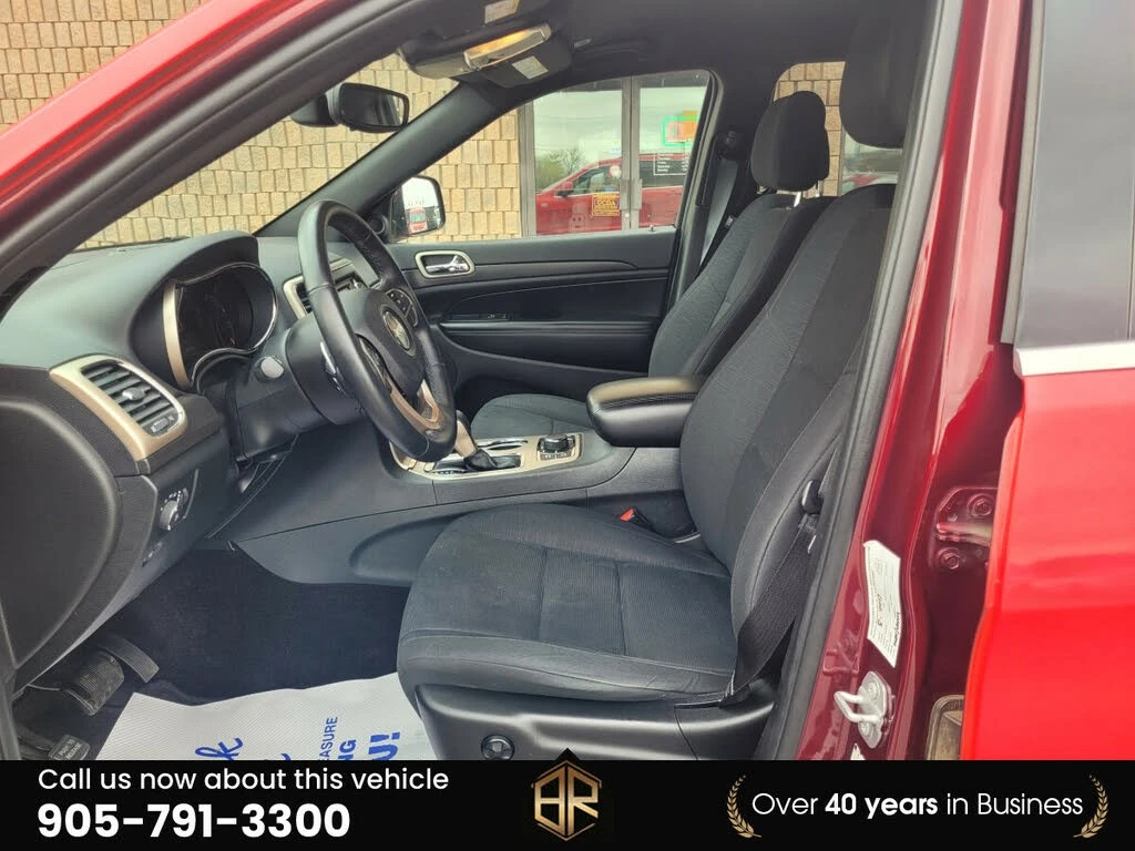 Jeep Grand cherokee Laredo 4WD* АвтоКредит* (ЦЕНА ДО БГ), снимка 16 - Автомобили и джипове - 54070973