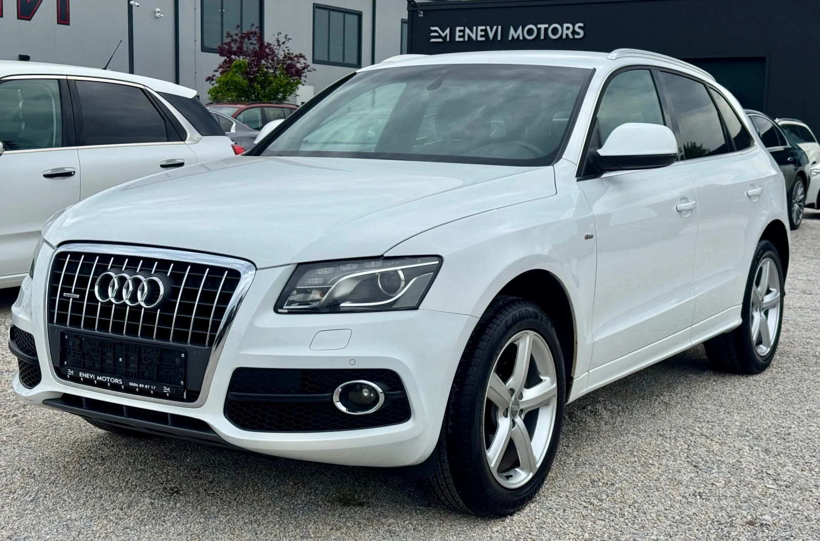 Audi Q5 2.0TDI QUATTRO S-LINE, снимка 3 - Автомобили и джипове - 54454825