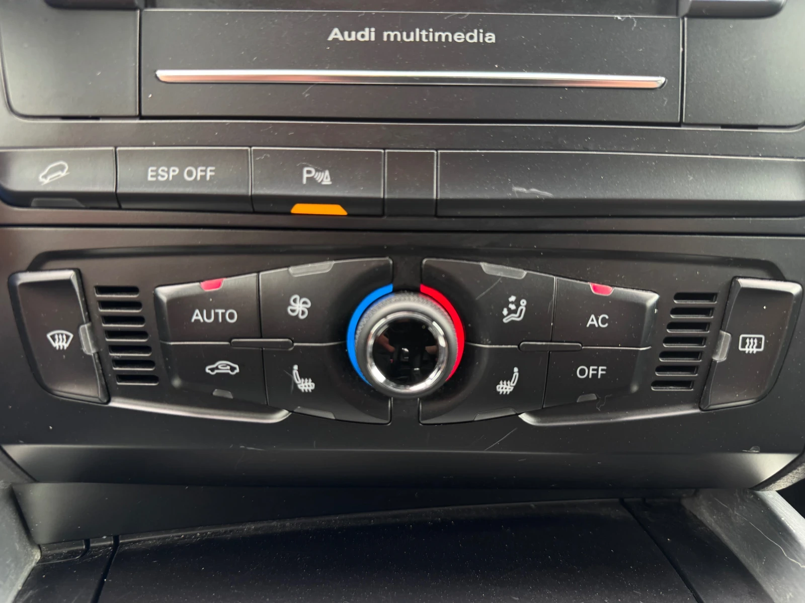 Audi Q5 2.0TDI QUATTRO S-LINE, снимка 15 - Автомобили и джипове - 54454825