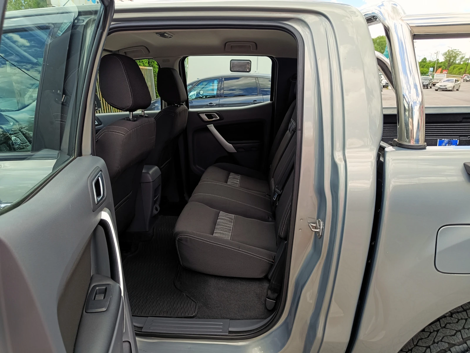 Ford Ranger 2.2 d* 4x4* БАВНИ* НОВ ВНОС* ИТАЛИЯ* , снимка 16 - Автомобили и джипове - 54934453