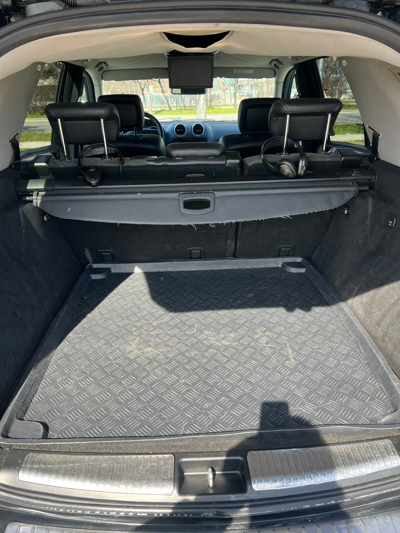 Mercedes-Benz ML 320, снимка 11 - Автомобили и джипове - 55691740