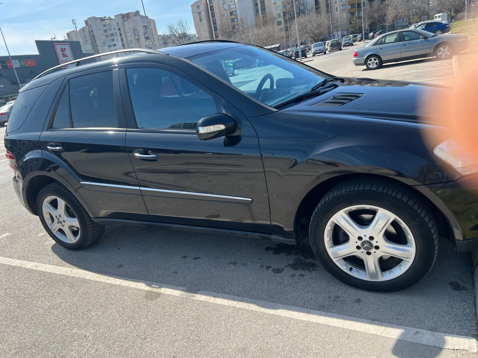 Mercedes-Benz ML 320, снимка 4 - Автомобили и джипове - 55691740