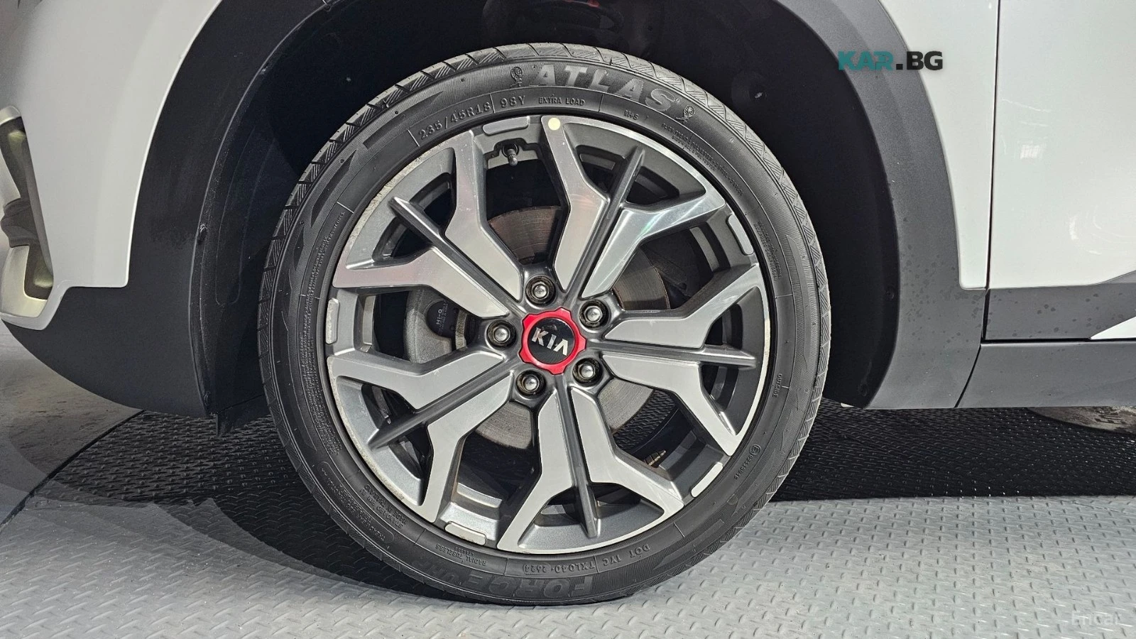 Kia Seltos 1.6T* SIGNATURE* КОЖА* ПОДГРЕВ* ОБДУХВАНЕ* КАМЕРА*, снимка 5 - Автомобили и джипове - 55820917