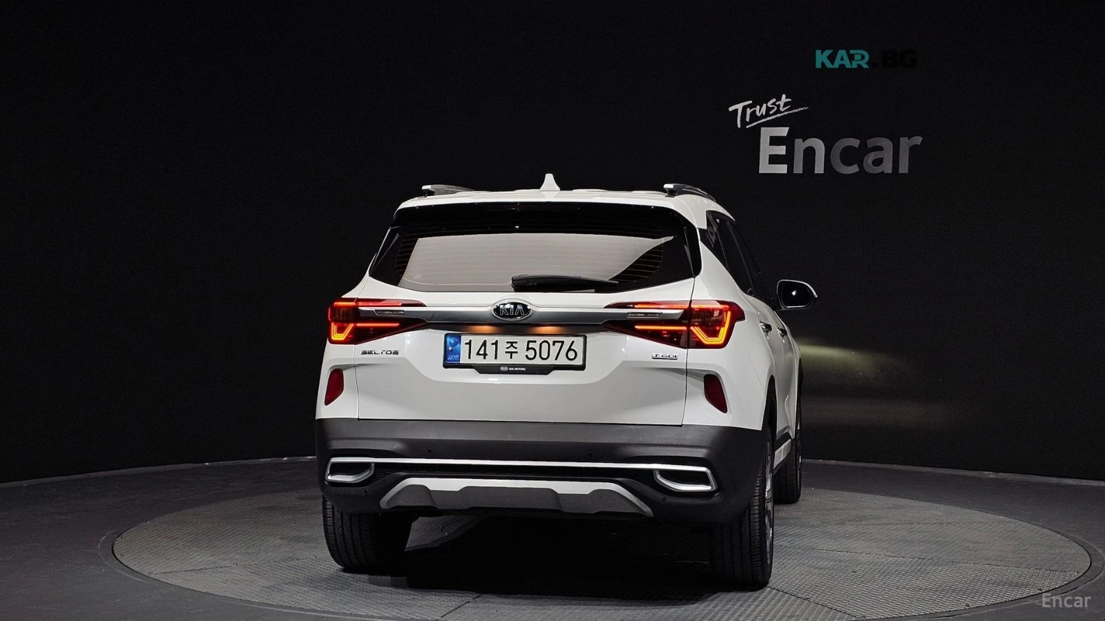 Kia Seltos 1.6T* SIGNATURE* КОЖА* ПОДГРЕВ* ОБДУХВАНЕ* КАМЕРА*, снимка 4 - Автомобили и джипове - 55820917