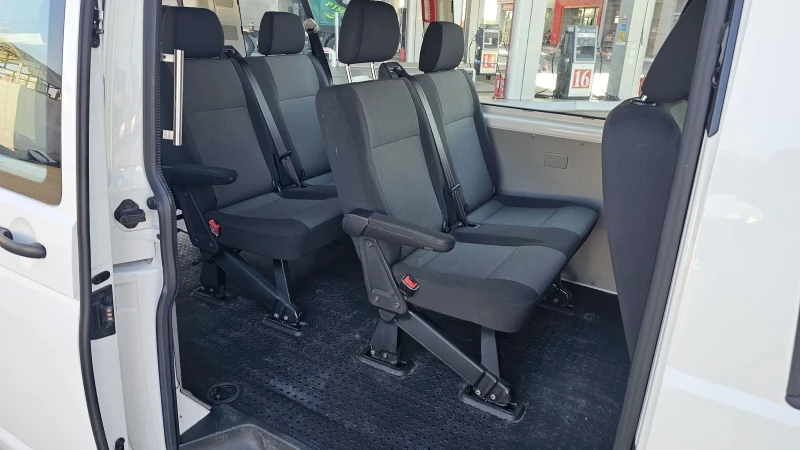 VW Transporter Т6- XXL-9 места /клима, снимка 12 - Бусове и автобуси - 50276554