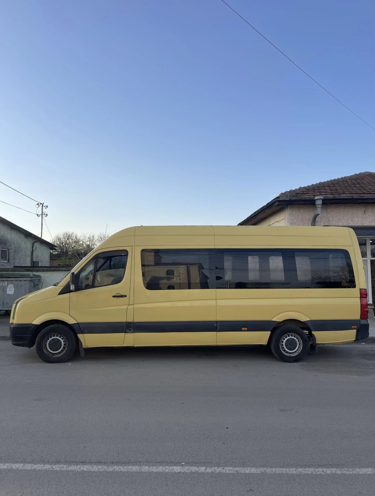 VW Crafter 2.5 TDI, снимка 3 - Бусове и автобуси - 55509912