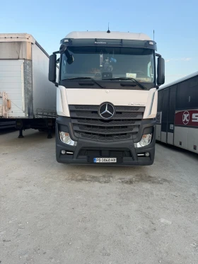     Mercedes-Benz Actros 1845