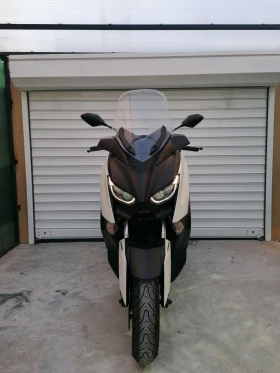 Yamaha X-max 300i 2017г, ABS, LED, TRC, Blue Core , снимка 2