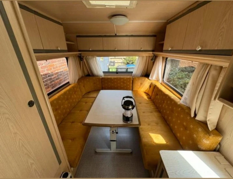 Каравана Dethleffs New Line 395 RT 2 A, снимка 8 - Каравани и кемпери - 52678133