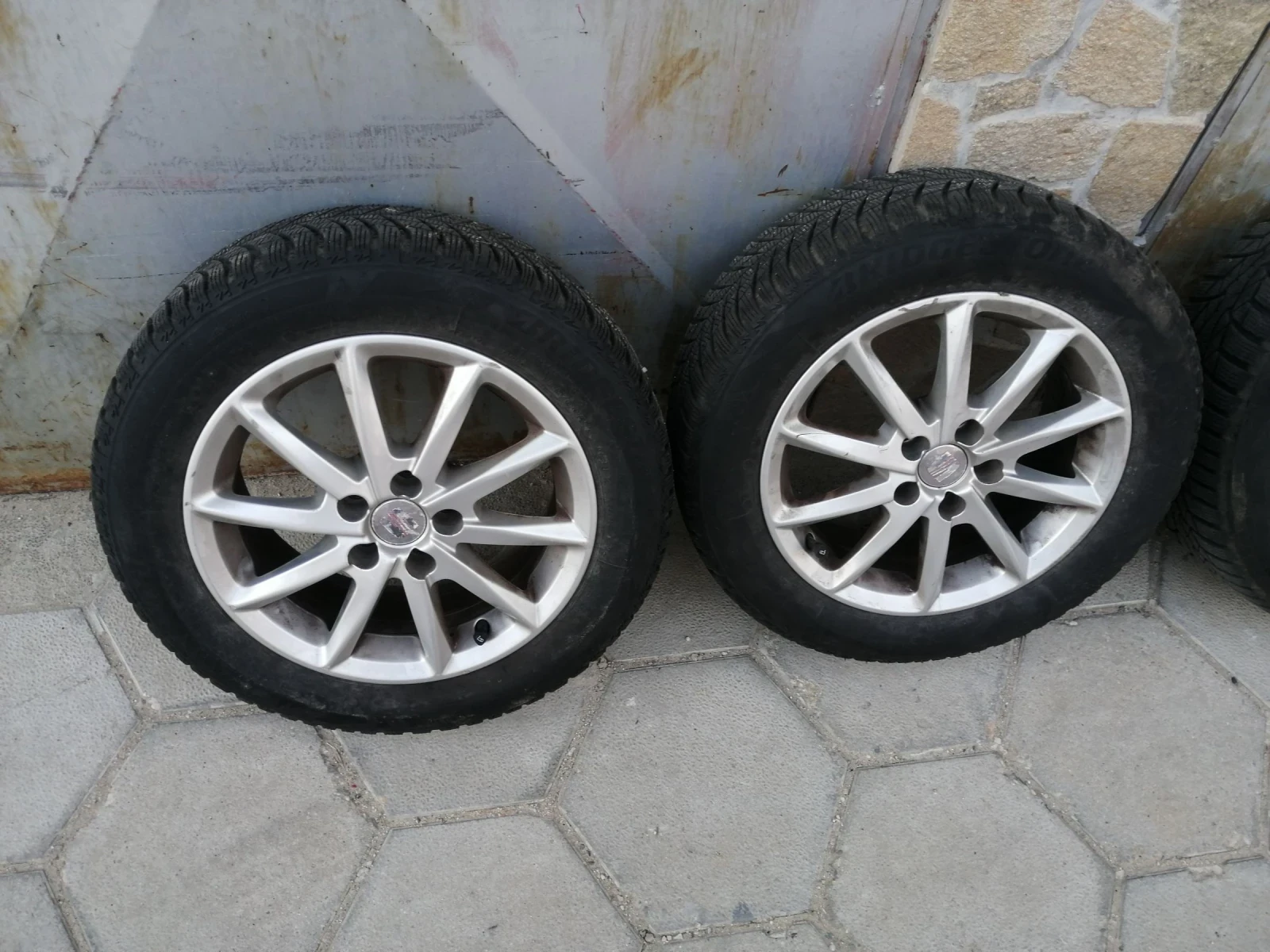 Гуми с джанти Bridgestone 180/60R15, снимка 7 - Гуми и джанти - 53599540