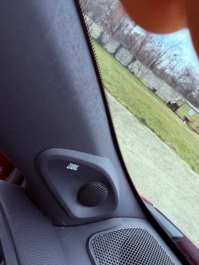 Toyota Yaris Hibrid, GR, 22000 km, снимка 16