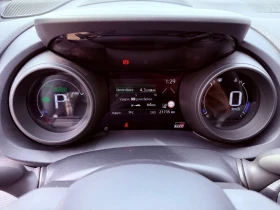 Toyota Yaris Hibrid, GR, 22000 km, снимка 12