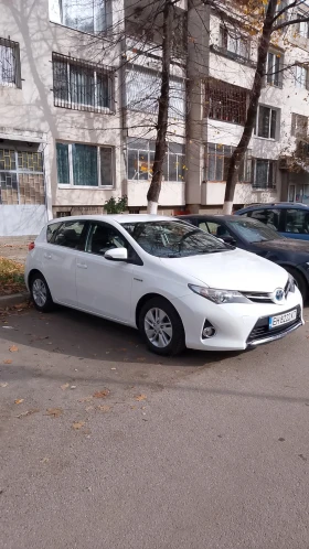 Toyota Auris, снимка 1