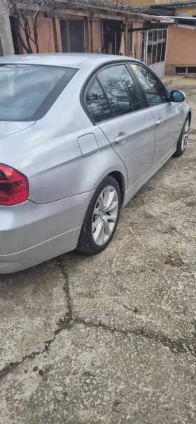 BMW 320 Лек - 1500 € / 2933.74 лв. - 76315884 2
