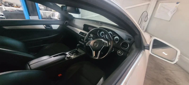 Mercedes-Benz C 220 220CDI, снимка 9 - Автомобили и джипове - 47917430