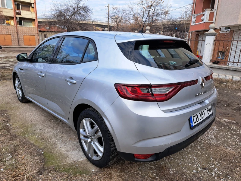 Renault Megane IV , снимка 4 - Автомобили и джипове - 48794122