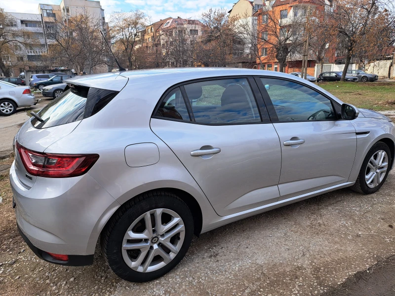 Renault Megane IV , снимка 6 - Автомобили и джипове - 48794122