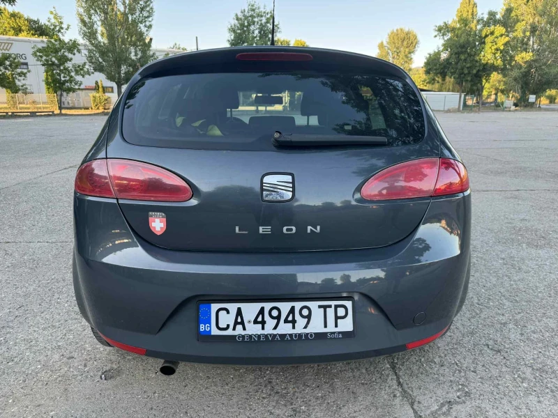 Seat Leon 1.6, снимка 5 - Автомобили и джипове - 52625977