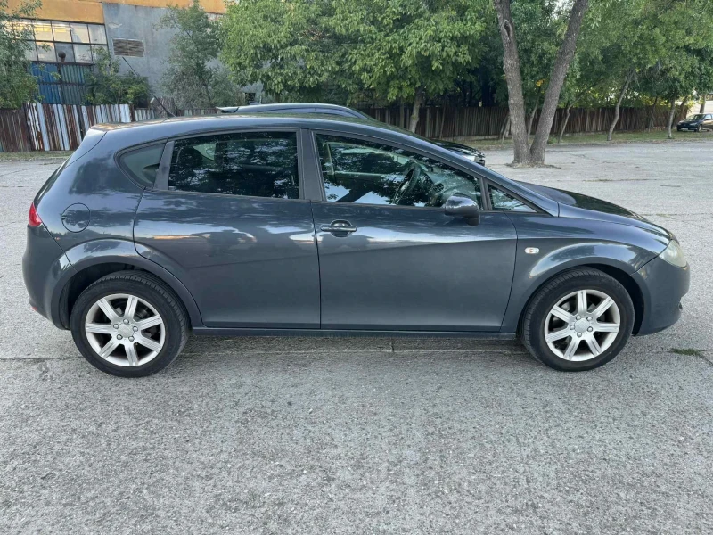 Seat Leon 1.6, снимка 7 - Автомобили и джипове - 52625977