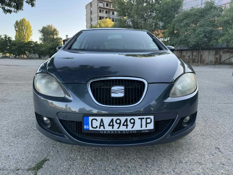 Seat Leon 1.6, снимка 2 - Автомобили и джипове - 52625977