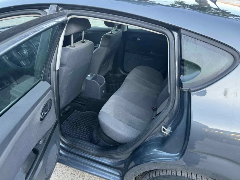 Seat Leon 1.6, снимка 10 - Автомобили и джипове - 52625977