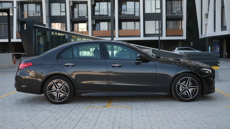 Mercedes-Benz C 300 e AMG Line, снимка 2 - Автомобили и джипове - 51780091