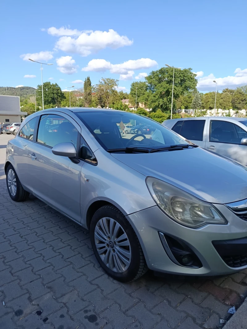 Opel Corsa, снимка 2 - Автомобили и джипове - 52378205