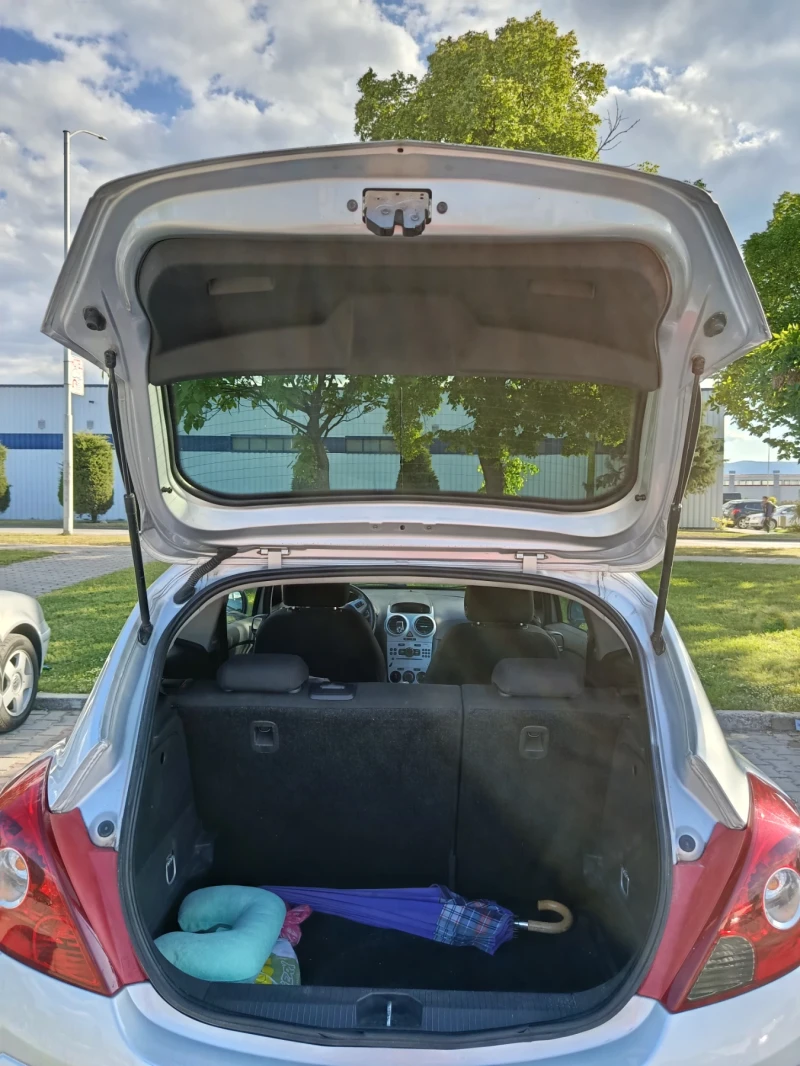 Opel Corsa, снимка 4 - Автомобили и джипове - 52378205