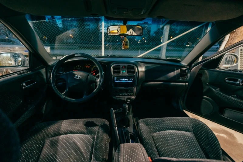 Hyundai Sonata 2.0 16V, снимка 9 - Автомобили и джипове - 52880201