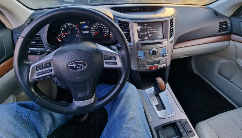 Subaru Outback 2.5i LIMITED EDITION, снимка 7 - Автомобили и джипове - 52775473