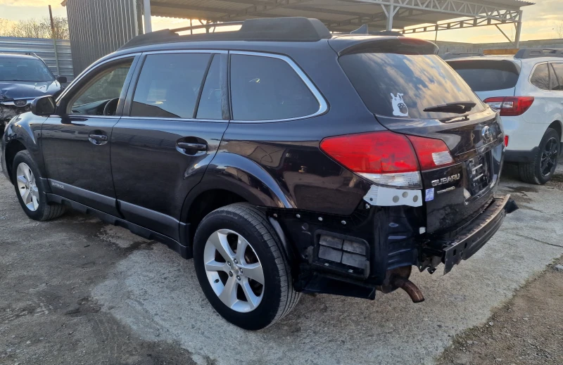 Subaru Outback 2.5i LIMITED EDITION, снимка 5 - Автомобили и джипове - 52775473