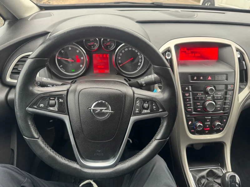 Opel Astra 1.7 CDTI 6ck KLIMATR , снимка 12 - Автомобили и джипове - 53561441